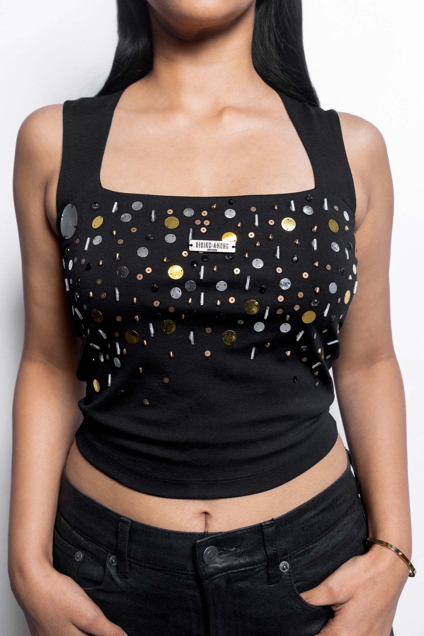 MAIN CHARACTER SEQUIN TANK