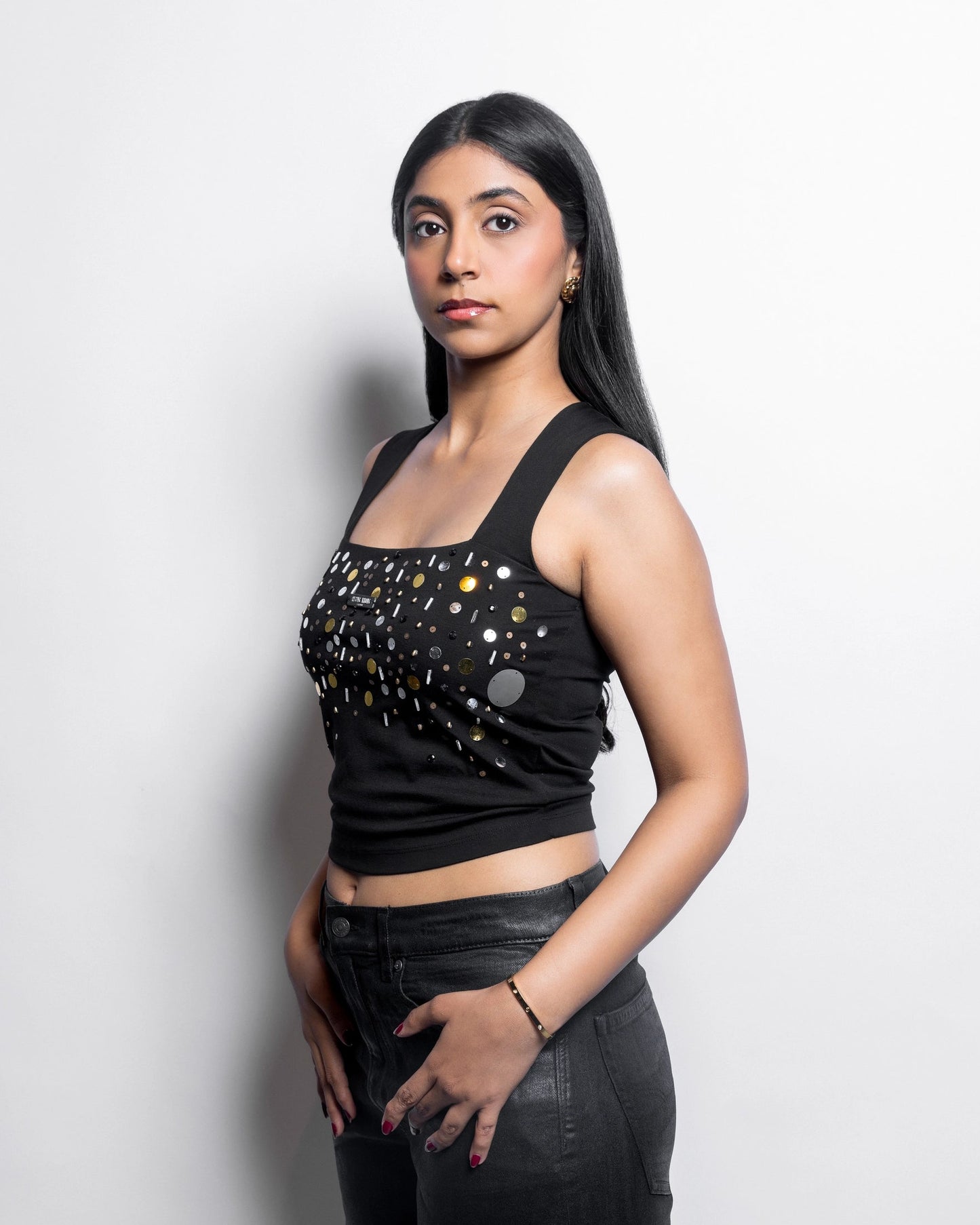 MAIN CHARACTER SEQUIN TANK