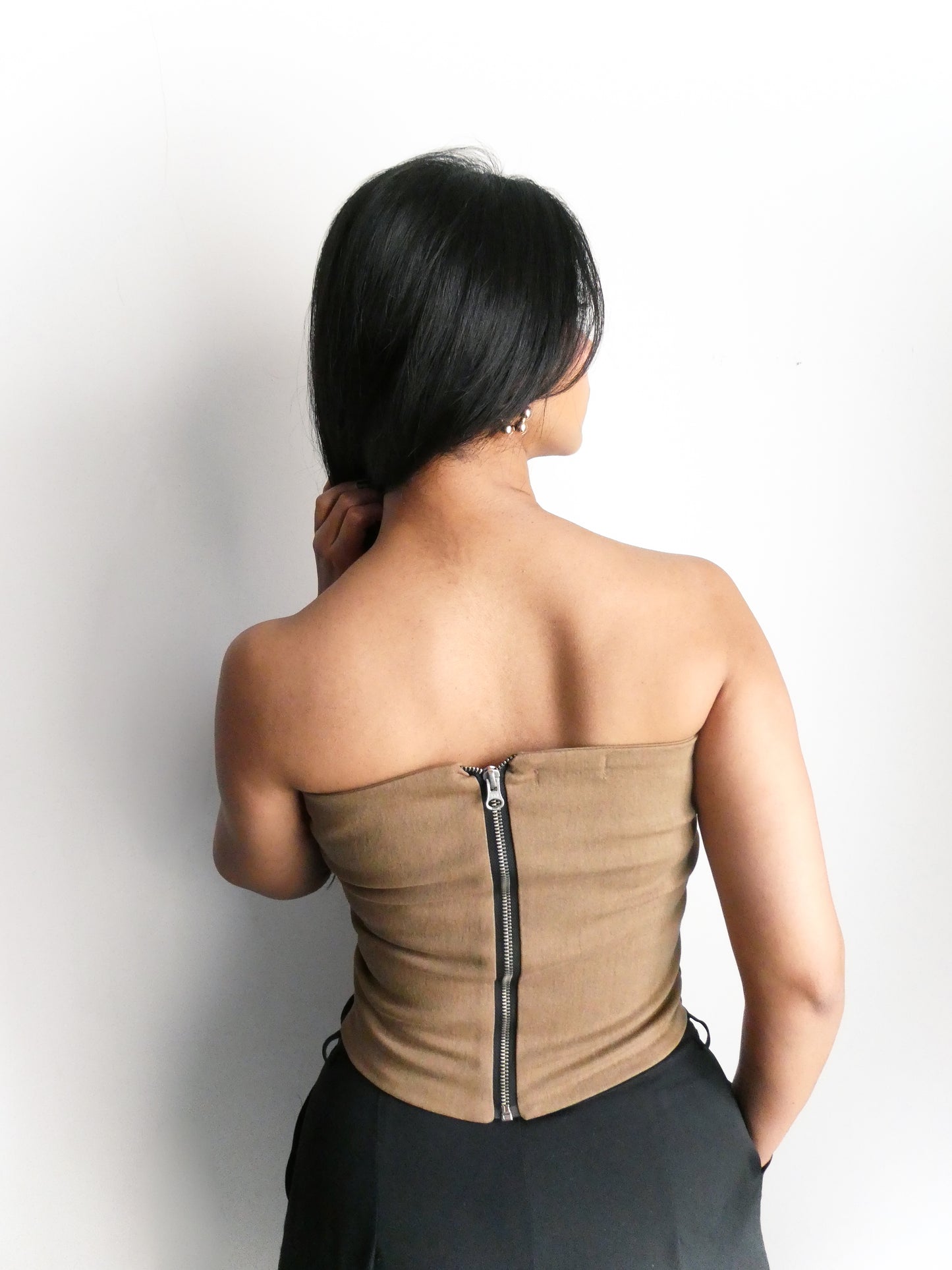 LACE UP TOP - BROWN
