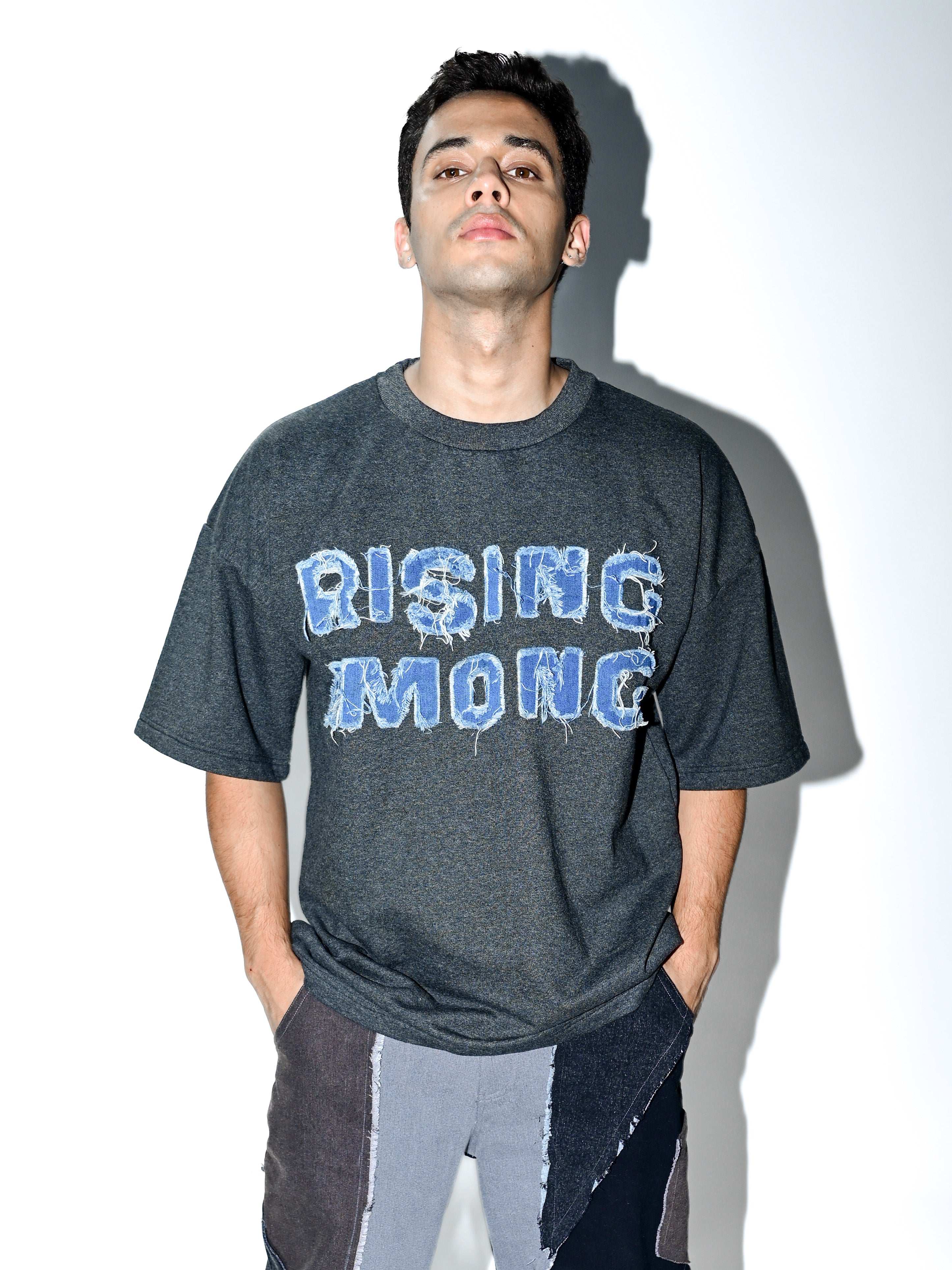 ALUM TEE- GREY