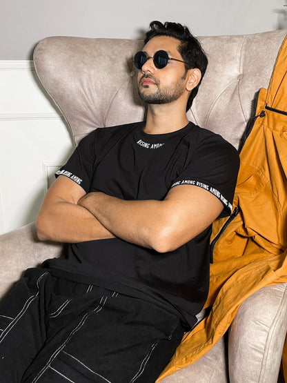 NECKLACE TEE - BLACK - UNISEX