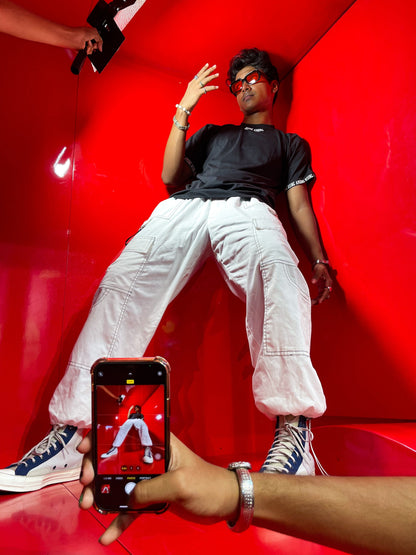 NECKLACE TEE - BLACK - UNISEX